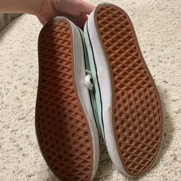 Mint green vans in 7.5 - Picture 4 of 4